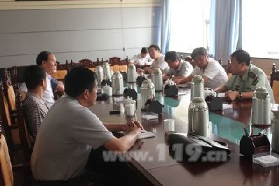 �������������L���ҏ��{(di��o)�f�Ƿ��≦���ظ������^�����P(gu��n)