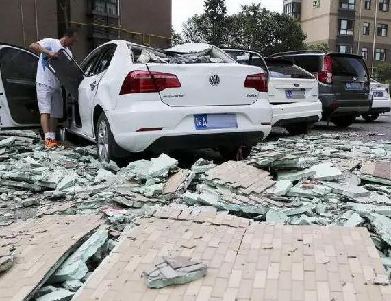 �o�C����ɰ�{��Ĳ������ˆ���